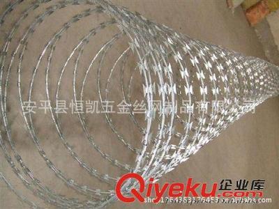 刀片刺網(wǎng) 高效防護(hù)與工藝精品的完美結(jié)合